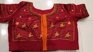 Red Blouse margin Is Their