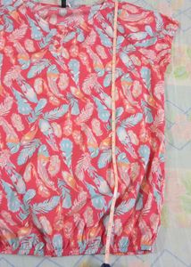 Feather Print Balloon Top