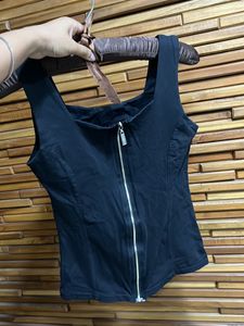 Plain Black Elegant Tank Top