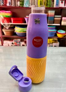 Dual Shade Water Bottle (1 Piece)