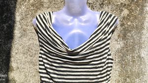 9E. BLACK AND NUDE SEXY BODYCON
