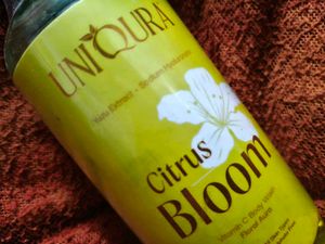 Uniqura Citrus Bloom Body Wash