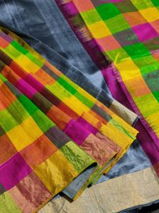 Grey Raw Silk Saree With Checked Pallu And Pleats