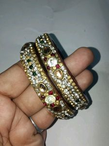 Elegant Bangle Set