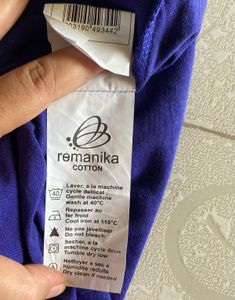 New Remanika Cold Shoulder Top – M Size
