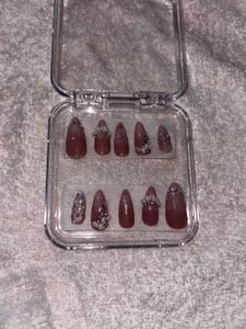 Press-On Nail Set