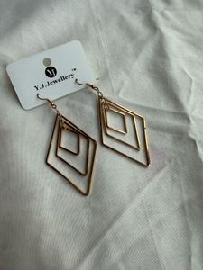 Gorgeous Western Golden earrings