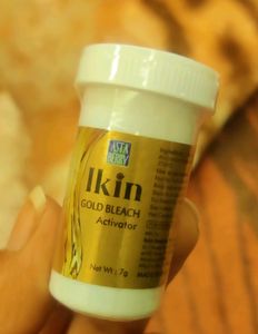 ASTA BERRY Ikin Gold Bleach