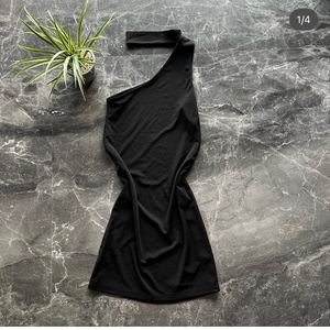 Choker Style One Shoulder Dress