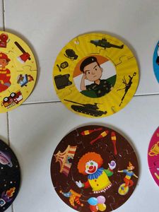 12 In 1 Round Puzzle Community Helpers (No Return)