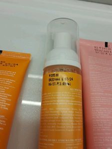 Combo Of Face Wash, Body Wash And Toner