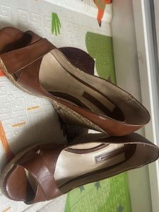 Dorothy Perkins Brown Wedges - Size 6