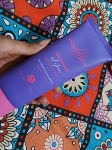Aqualogica Oil-Free Moisturizer
