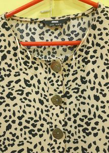 Cream Leopard Print Top🐆