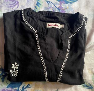 Elegant Black Embroidered Kurti