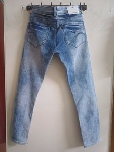 Light Wash Denim Jeans