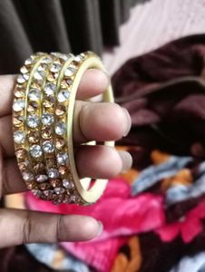 Sparkling Bangle Set