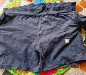3 Casual Shorts