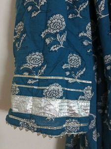 Blue &amp; White Printed Salwar Kameez