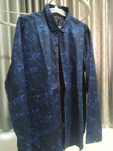 Stylish Blue Patterned Shirt