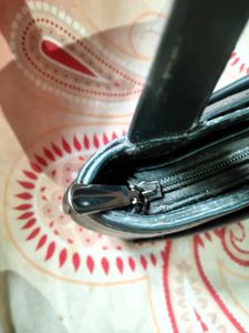 Black Classy Shoulder Bag
