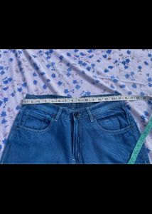 Levi’s® Original Fit Jeans** 👖🔵