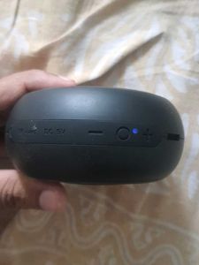 Boat Stone 135 Portable Wireless Speaker