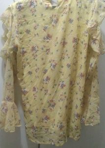 Side  Shoulder Cut Floral Top