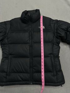 North Face Nuptse 700