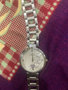 Elegant Geneva Women&#39;s Watch
