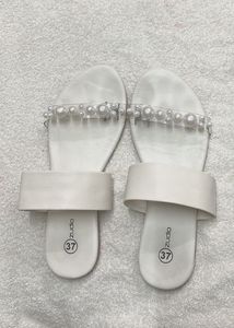 White Pearl Flats For Women’s 🤍