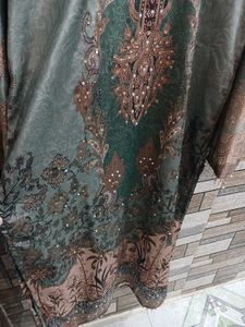 NEW paisley print suit set