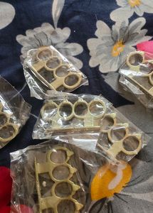 Brass Knuckles (Defence)