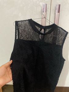 Black Lace Sleeveless Top