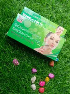 Gomela Forte Cream - Hydroquinone, Tretinoin