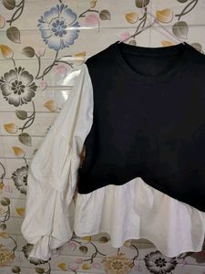 Korean Vibes Top With Full Puffed Sleeves