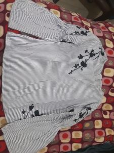 Medium Size Pure Cotton Pretty Top