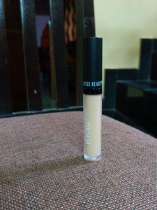 Swiss Beauty Liquid Concealer