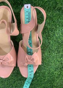 Pink Heels With Bow Detailing