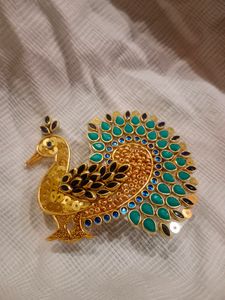 Peacock Hair Center Clip And Lotous Bangles