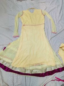 Elegant Cream &amp; Gold Embellished Gown Sets 3 Peace