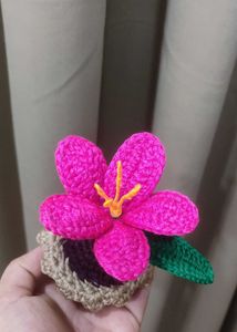 Crochet Lily Flower Pot