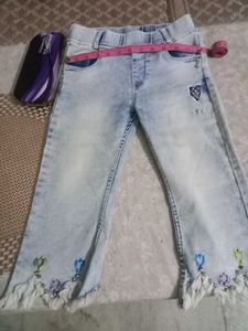 kids woolen cut sleevea jacket, Jean&#39;s Capri ,
