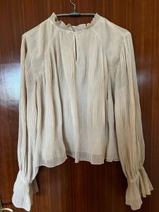 Pleated Sleeve Short Top