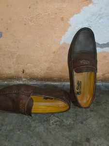 Brow Loafers shoes