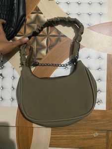 Trendy Handbag Bundle