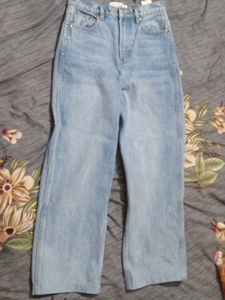 Light Wash Denim Jeans