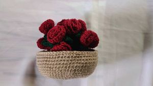 Crochet Rose Bouquet Coaster