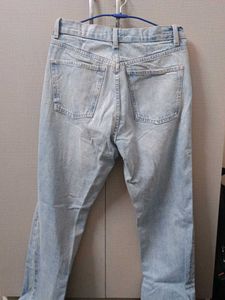 Zara Light Wash Jeans