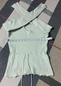 CUTE WARM SWEATER 💚